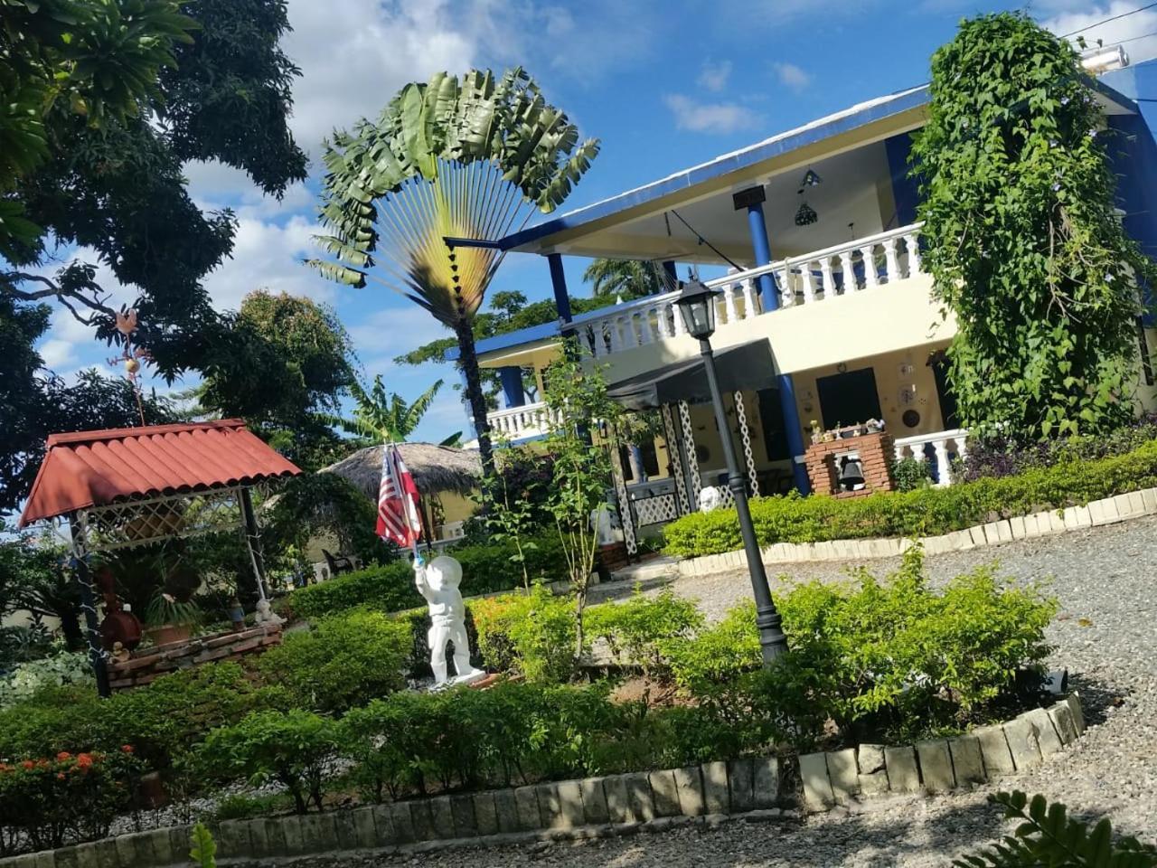 Sana El Jardin Secreto Pansiyon Santiago De Los Caballeros Dış mekan fotoğraf